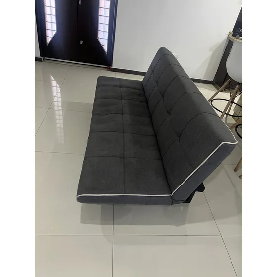 Sofacama Usado Con Detalles Estéticos