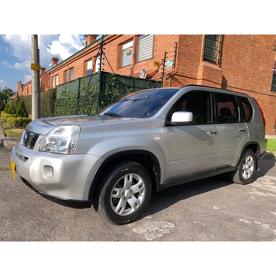 Nissan X-trail 2.5 169 Cv Le