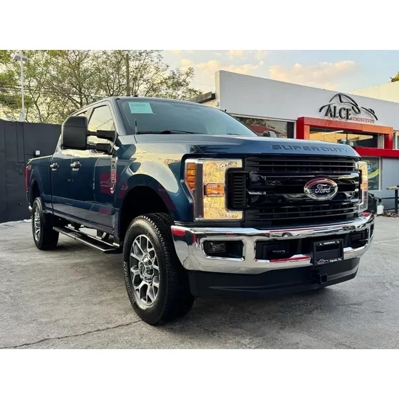 Ford F-250 6.2l Super Duty Aut Gasolina