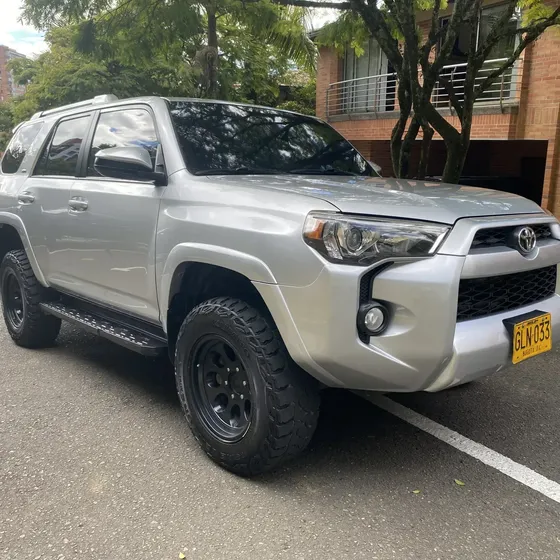 Toyota 4runner 2020 Sr5