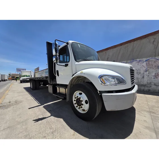 Camion Freighliner M2 2017 Rabon