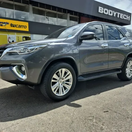 Toyota Fortuner 2018 2.7l 4x2 At