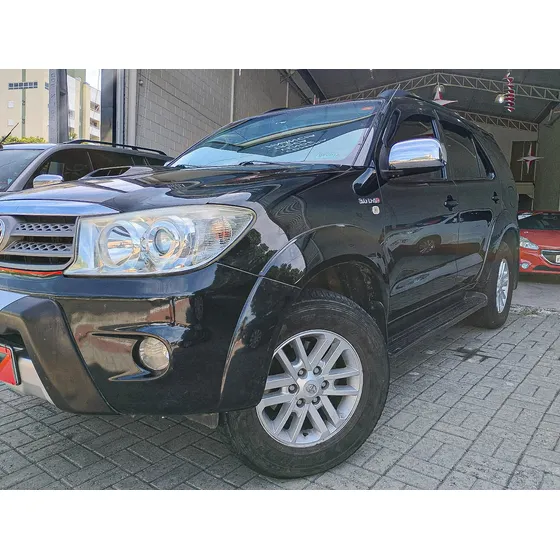 Toyota Sw4 3.0 Srv 7l 4x4 Aut. 5p