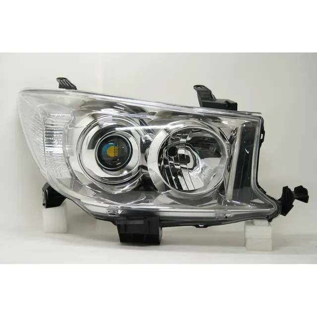 Faro Izquierdo Toyota Fortuner 2008-11 Depo