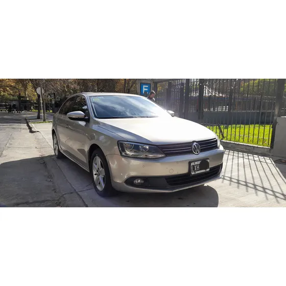 Volkswagen Vento 2.5 Luxury 170cv Tiptronic