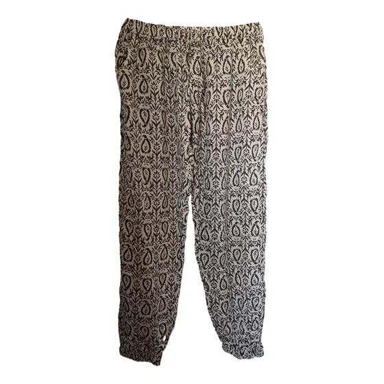 Pantalón Babuchas Estampado Beige, Gris Y Bolsillos - Likido