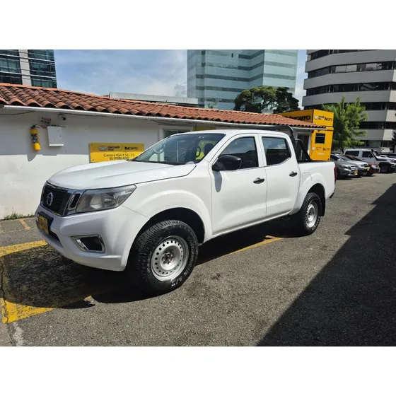 Nissan Np300 Frontier 2.5 Xe Diesel Mt 4x4 2020