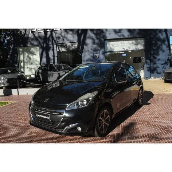 Peugeot 208 1.6 Allure