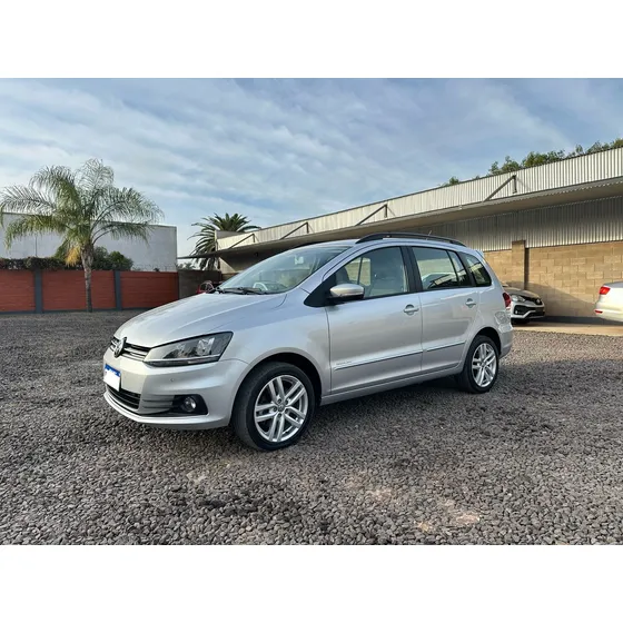 Volkswagen Suran 1.6 Highline Msi 110cv