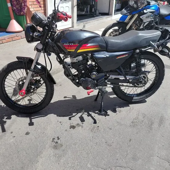 Akt Nkd 125 Edición Especial Ex72 (modelo 2022) 36.550 Km.