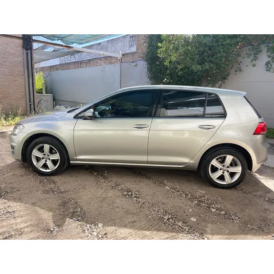 Volkswagen Golf 1.6 Trendline