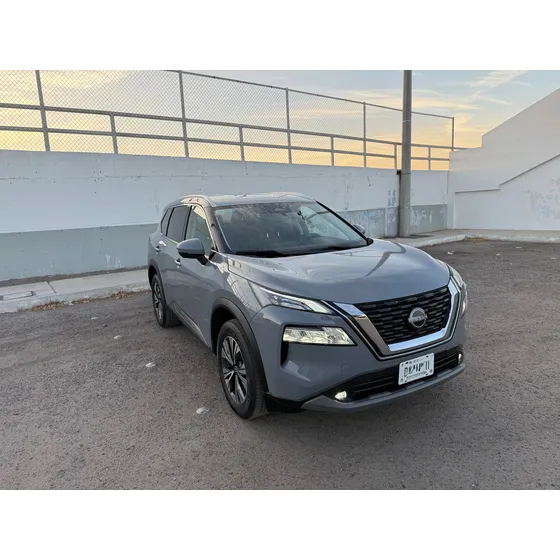 Nissan X-trail 2.5 Exclusive 3 Row Cvt