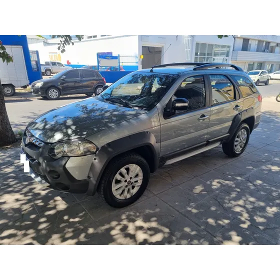 Fiat Palio Weekend Adventure Fiat Palio Weekend Adventure 1, 16v 2016