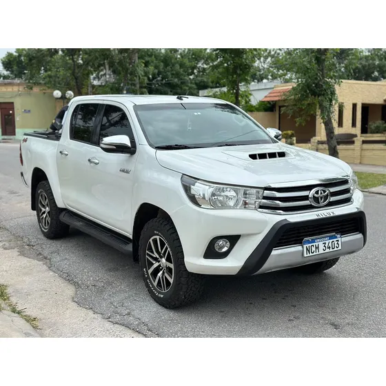 Toyota Hilux 3.0 Cd Srv Limited Tdi 171cv 4x4 5at