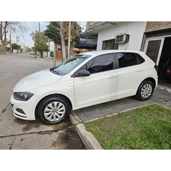 Volkswagen Polo 1.6 Msi Track
