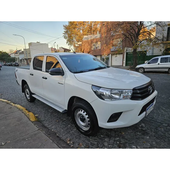Toyota Hilux Pick-up 2.4 Cd Dx 150cv 4x4