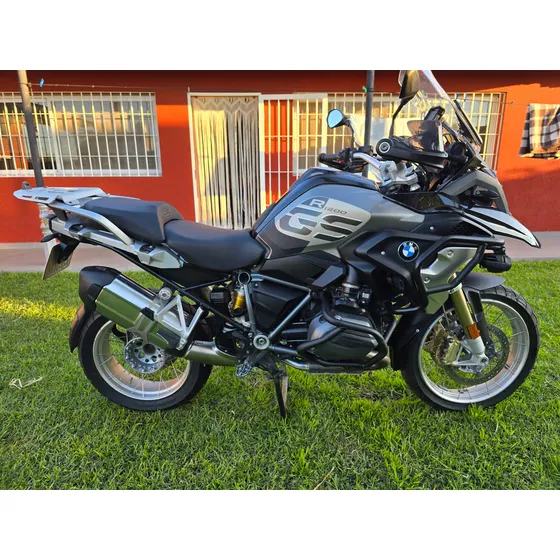 Vendo Gs1200 Exclusive  - Impecable  49.000 Km - Año 2018 