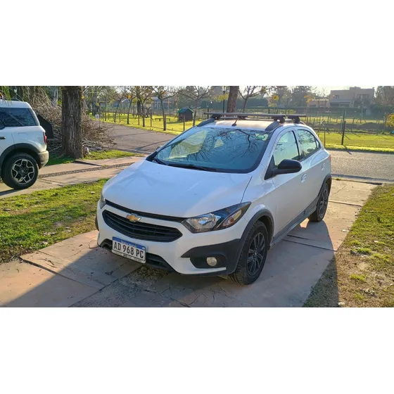 Chevrolet Onix 1.4 Activ 98cv