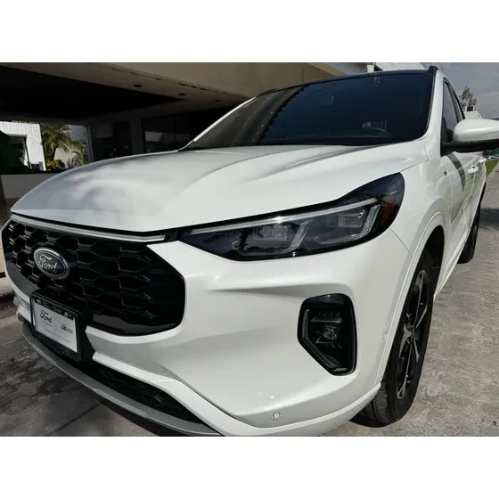 Ford Escape 198 St-line Elite 5p At