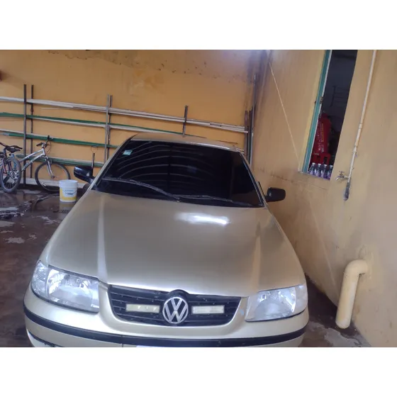 Volkswagen Pointer 1.6 City Mt