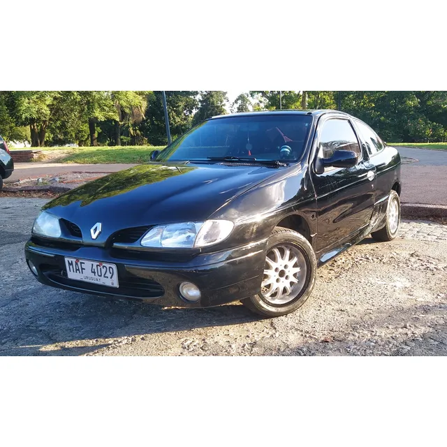 Renault Megane 1.6 8v Coupe