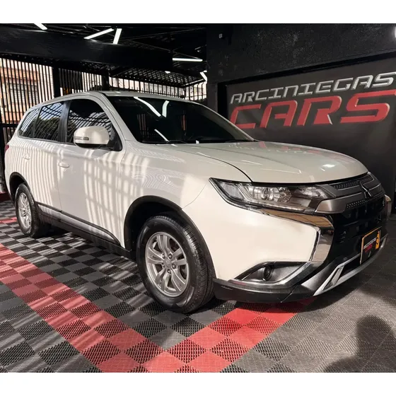 Mitsubishi Outlander 2022 2.4 Kaiteki