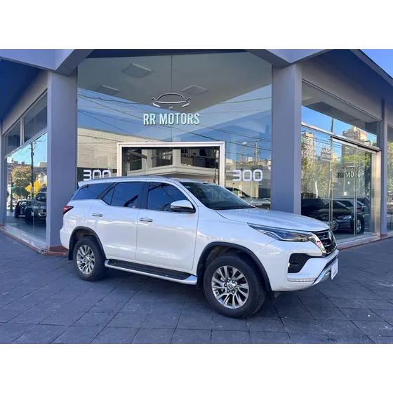 Toyota Sw4 2.8 Srx 204cv 4x4 7as At