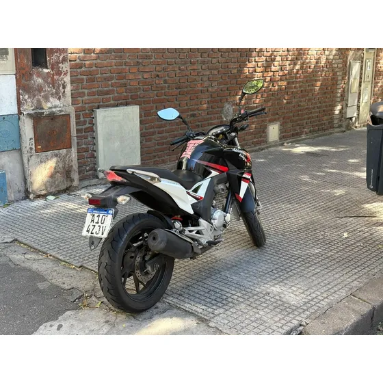 Honda Cb Twister 250. Poco Uso, Service Al Día. Lista Para