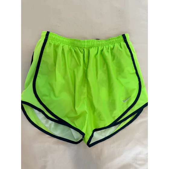 Short Deportivo Nike