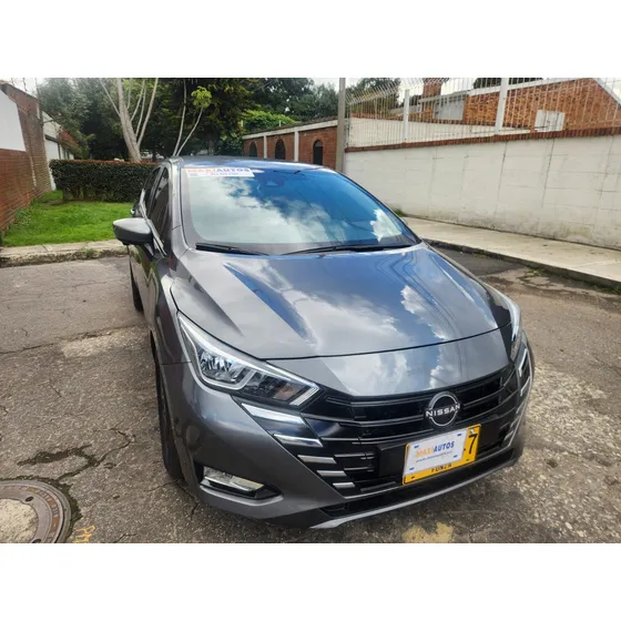 Nissan Versa 1.6 Advance