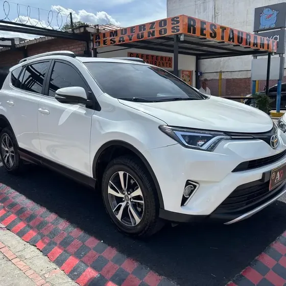 Toyota Rav4 2017 2.0 Street