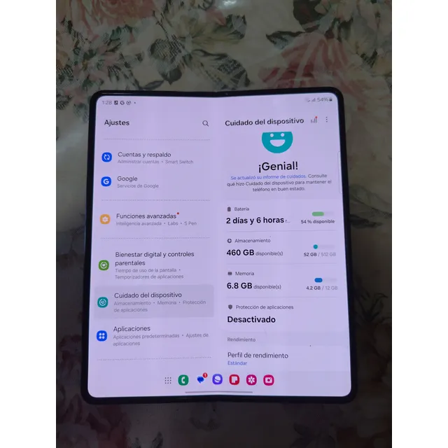 Samsung Galaxy Z Fold 4