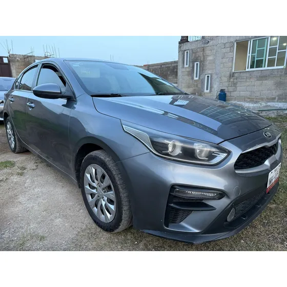 Kia Forte 2.0 L Mt