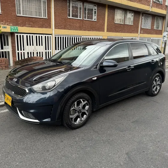 Kia Niro Hibrido 2019 1.6 Hev Vibrant At