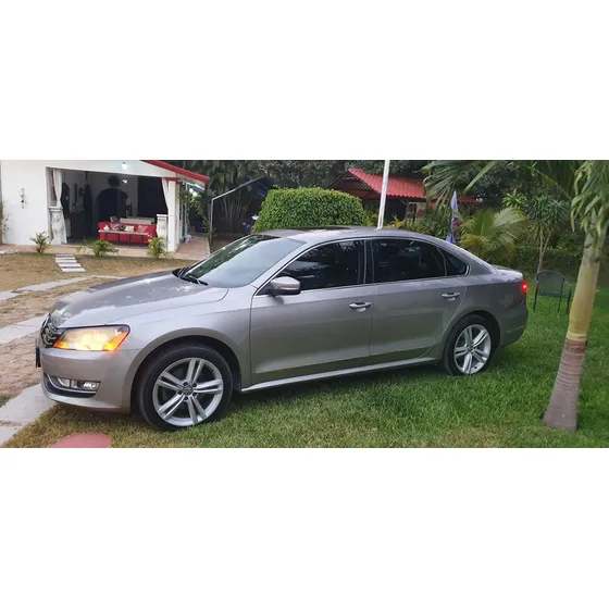 Volkswagen Passat 3.6 Vr6 At