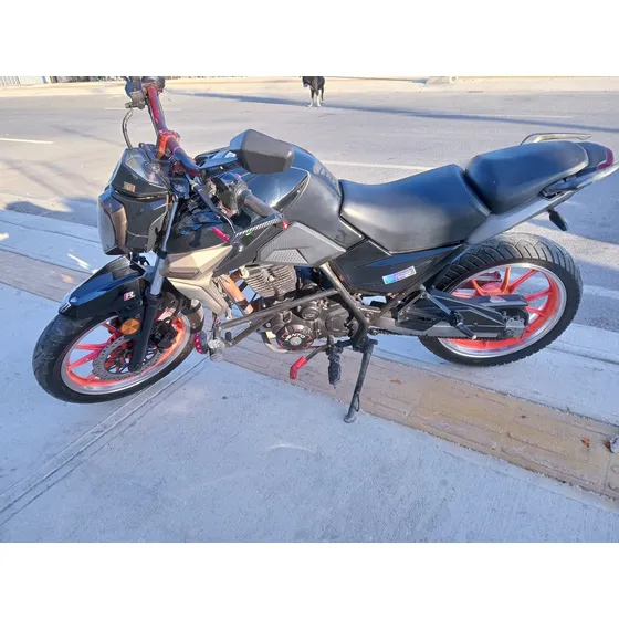 La Moto Se Encuentra En Exelentes Condiciones
