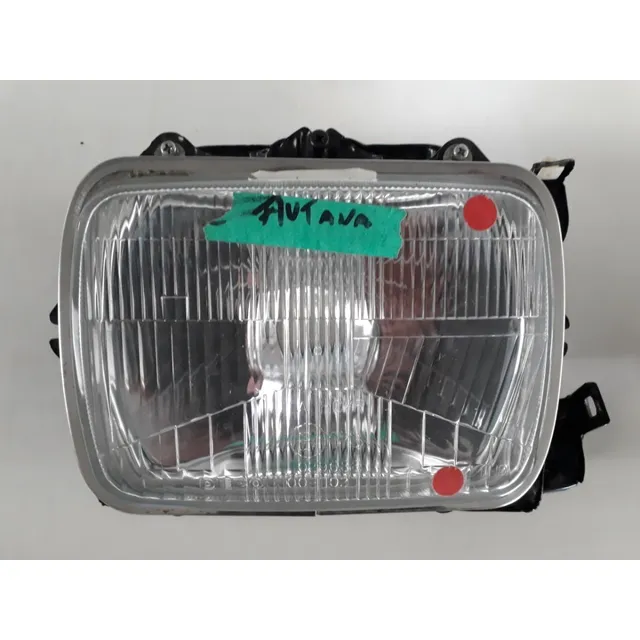 Faro Derecho Hilux Original Con Base