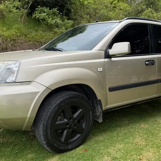 Nissan Xtrail 2009 2.5 S Basica