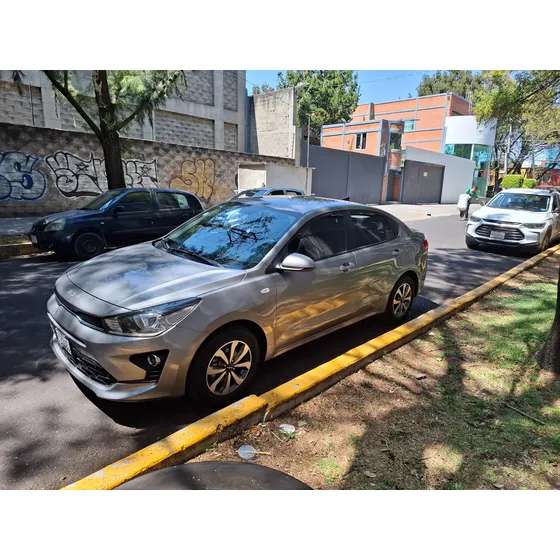 Kia Rio 1.6 Lx Sedan At