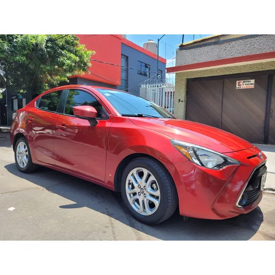Toyota Yaris 1.5 R Le At