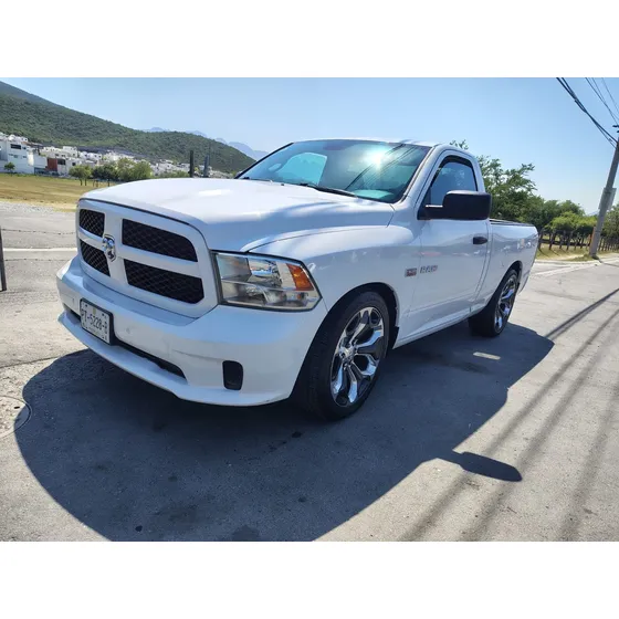 Ram Ram 5.7 Hemi Sport 4x2 At