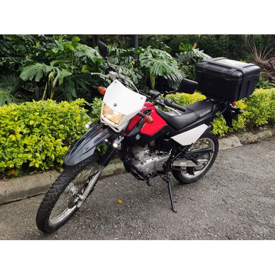 Suzuki Dr-x 200