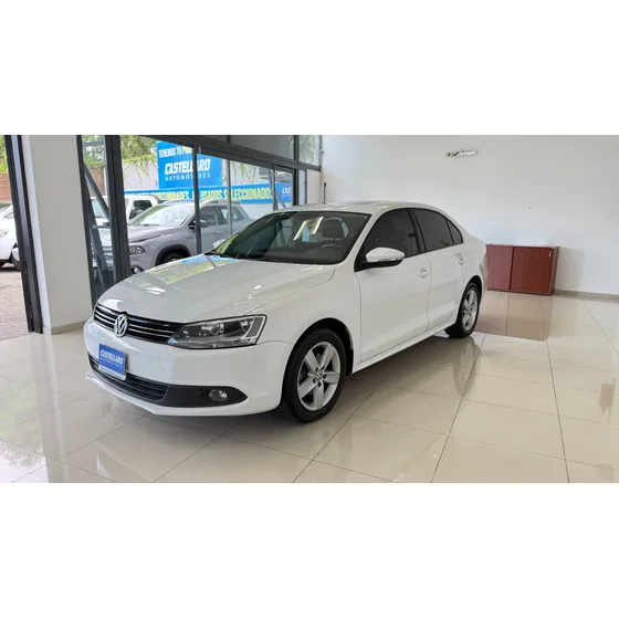 Volkswagen Vento 2.5 Luxury 170cv