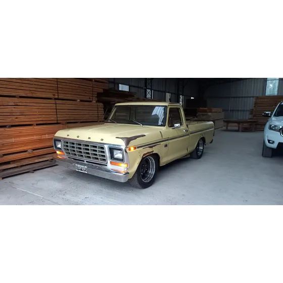Ford F-100 4.2 V8