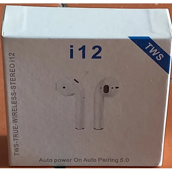 Auriculares I12 Tws, Casi Nuevos, Con Cable Usb. Usados.