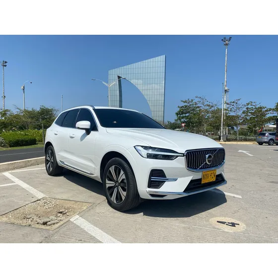 Volvo Xc60 2.0 T8 Plus