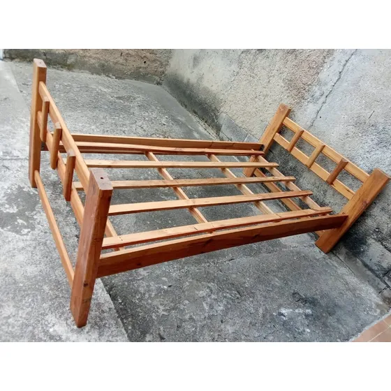 Cama De Pino Usada