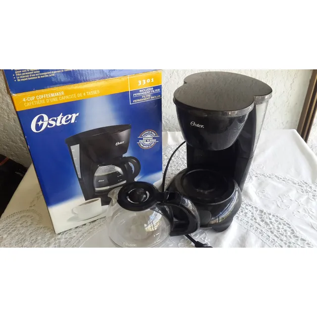 Cafetera Oster De 4 Tazas Modelo 3301 Usada
