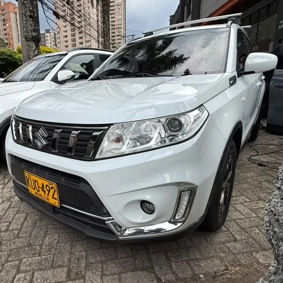 Suzuki Vitara Live 2022 1.6 Gl At