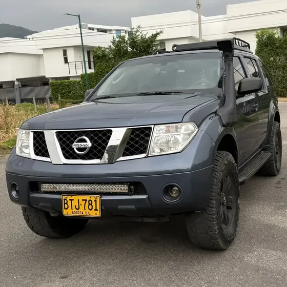 Nissan Pathfinder 2006 4.0 R51 Le Premium